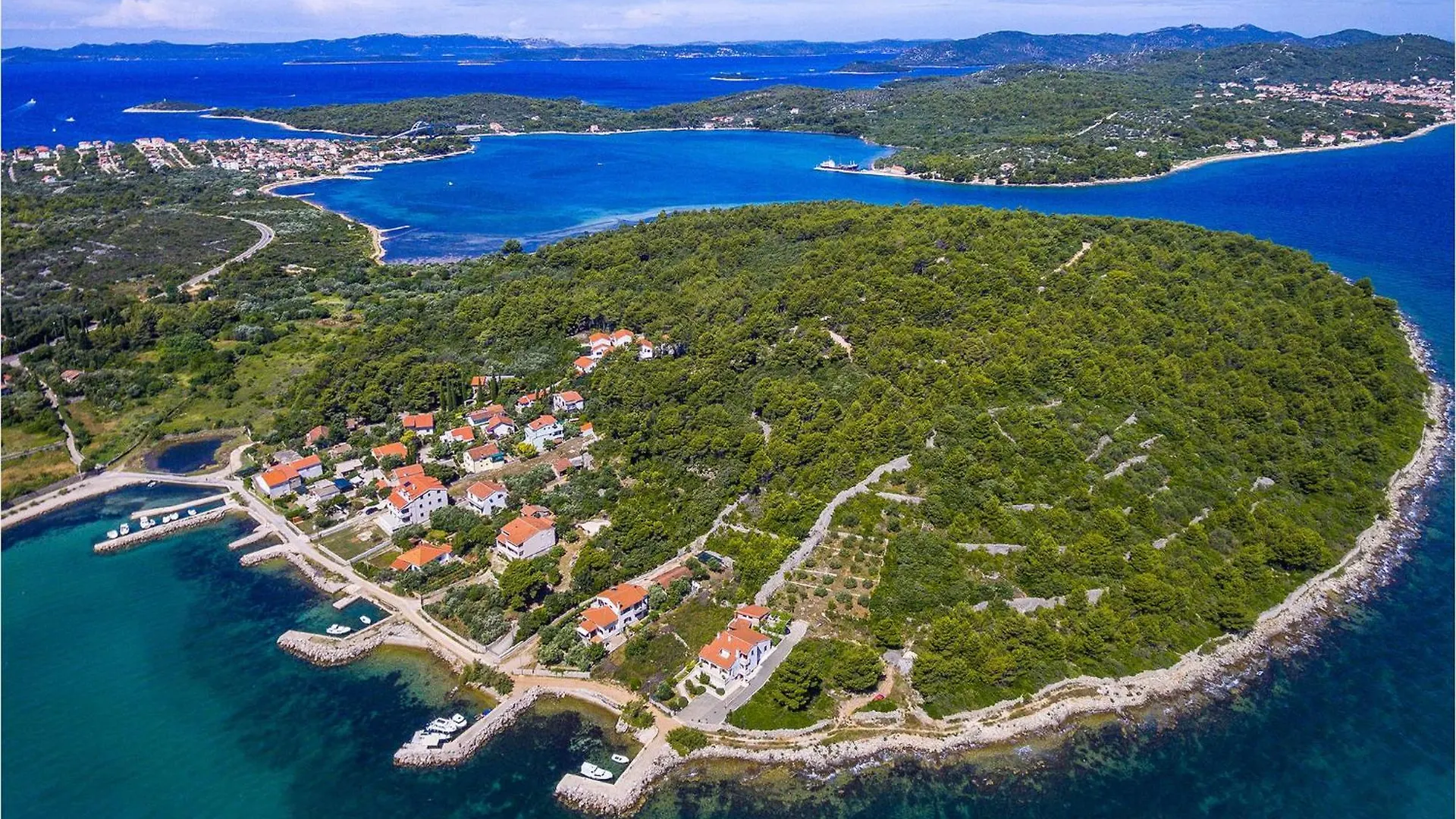 Beautiful Home In Zdrelac Croatia
